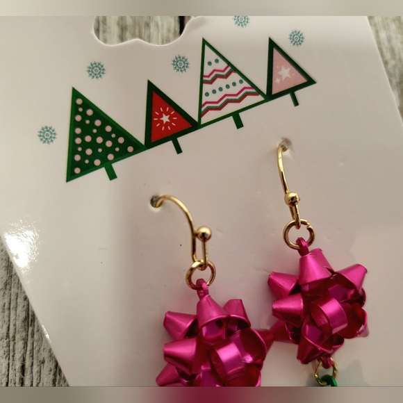 Bow Holiday Earrings - Picture 5 of 9
